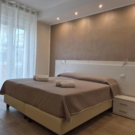 Seaside Holidays Guest House-2